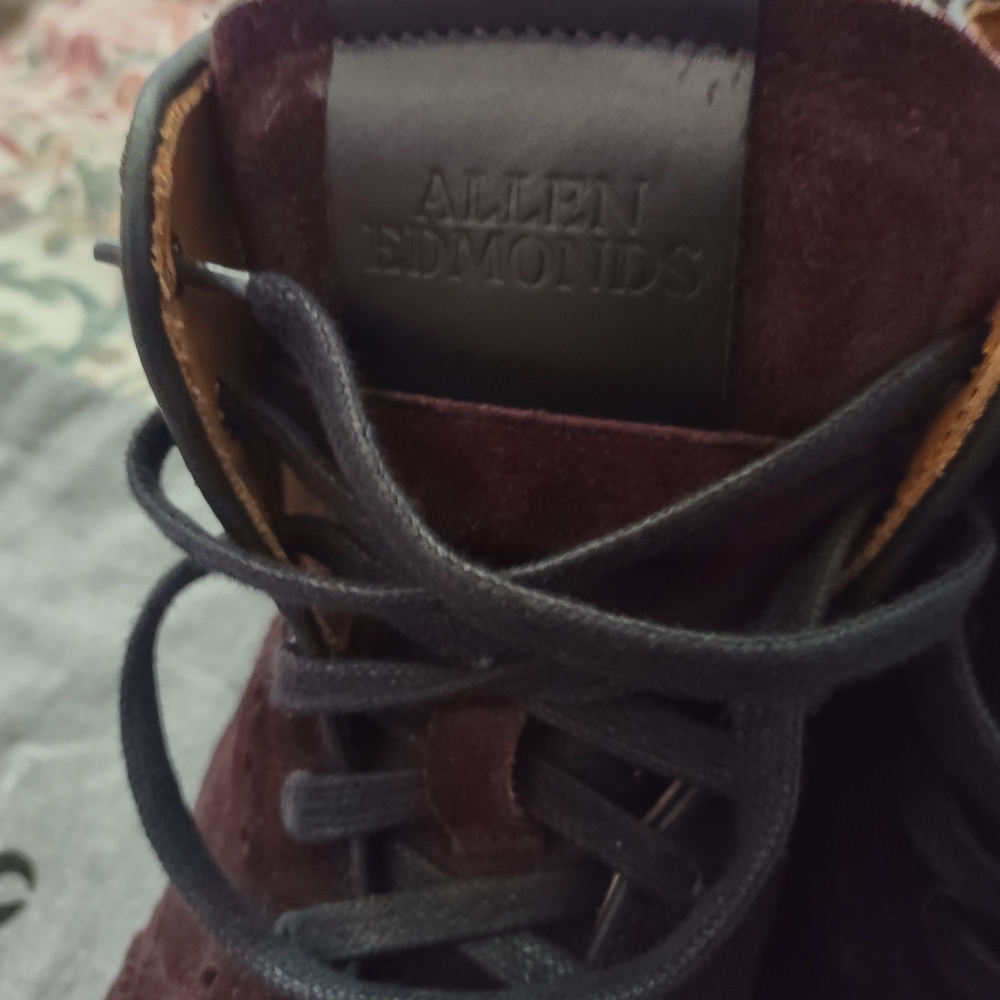 Men's Suede Wingtip Lace-Up Boots in Burgundy - Picture 5 of 5